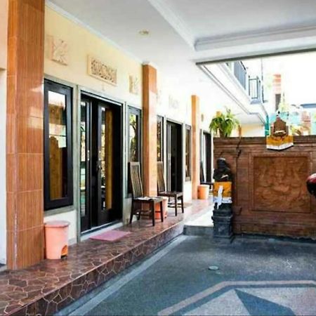 Antara Sunset Road Hotel Legian  Exterior photo