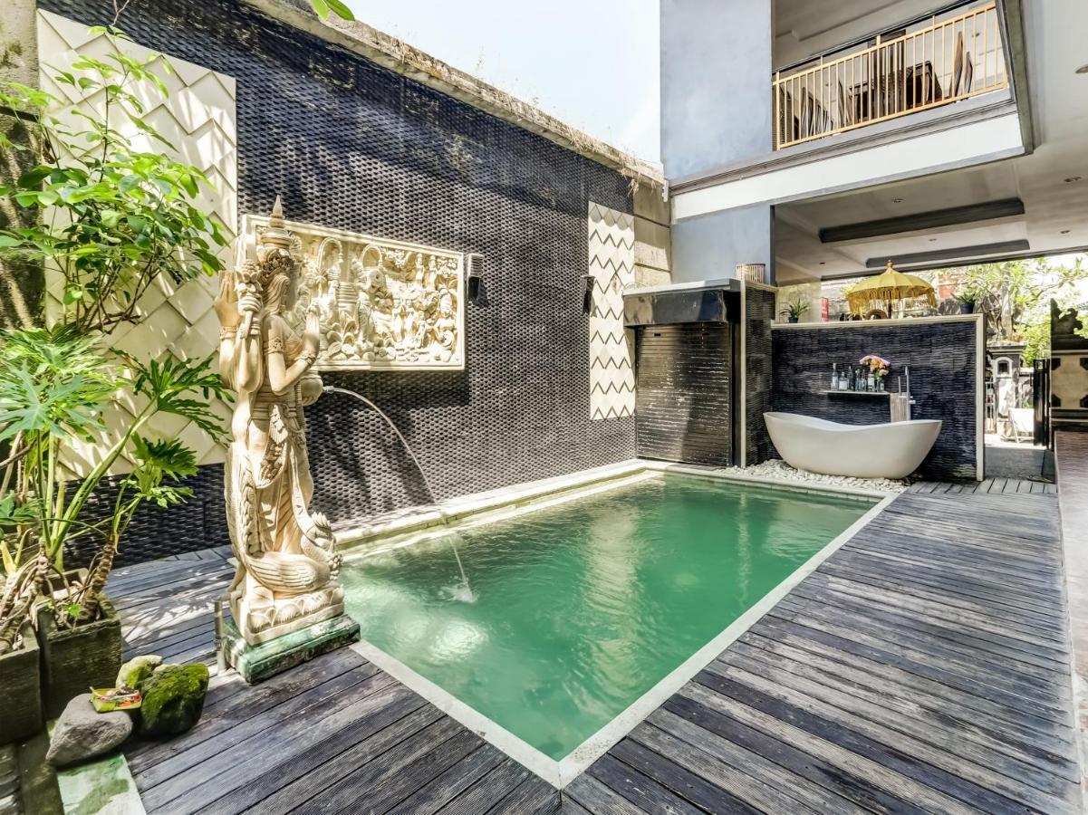 Antara Sunset Road Hotel Legian  Exterior photo